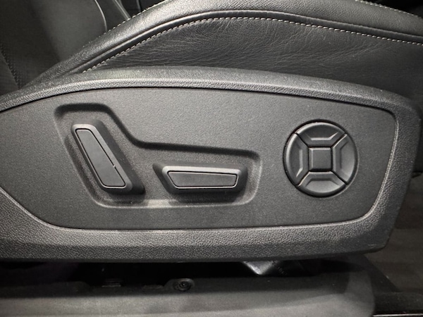 Used Audi Q3 2020 for sale - 76323247: Photo 35