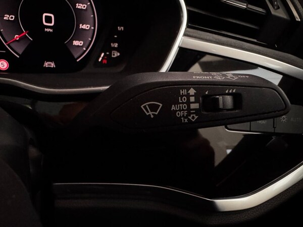 Used Audi Q3 2020 for sale - 76323247: Photo 40
