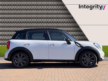 Used MINI Countryman 2015 for sale - 79632152: Photo