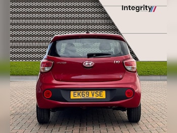Used Hyundai i10 2019 for sale - 76439336: Photo