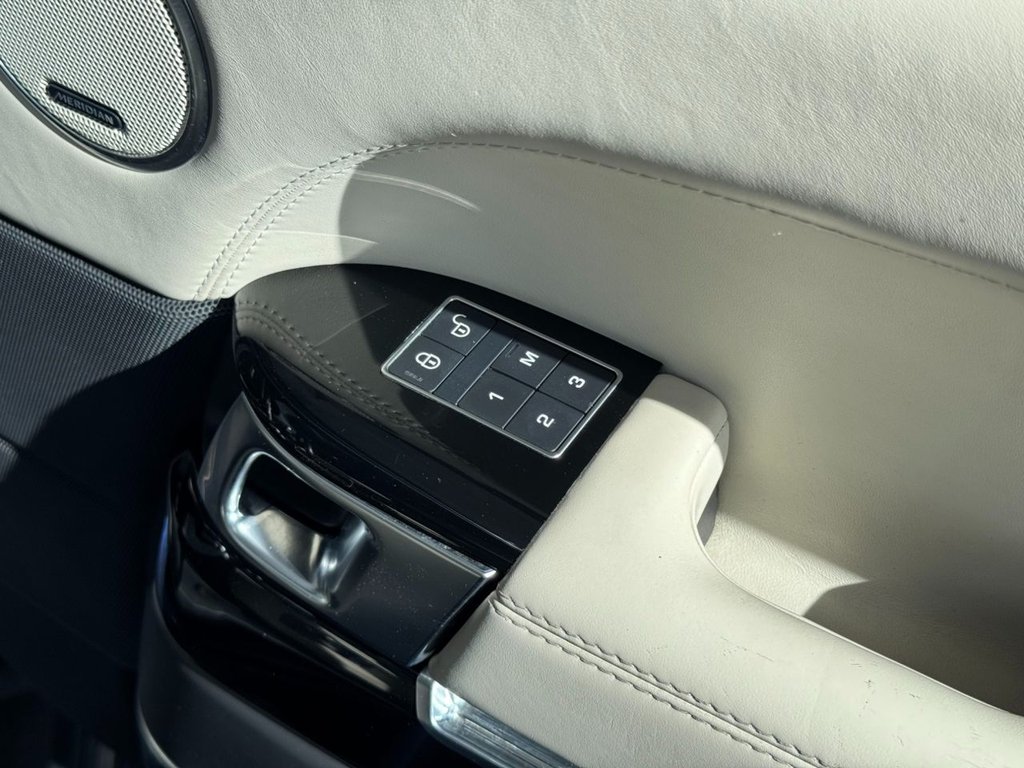 Used Land Rover Range Rover 2016 for sale - 76118801: Photo 39