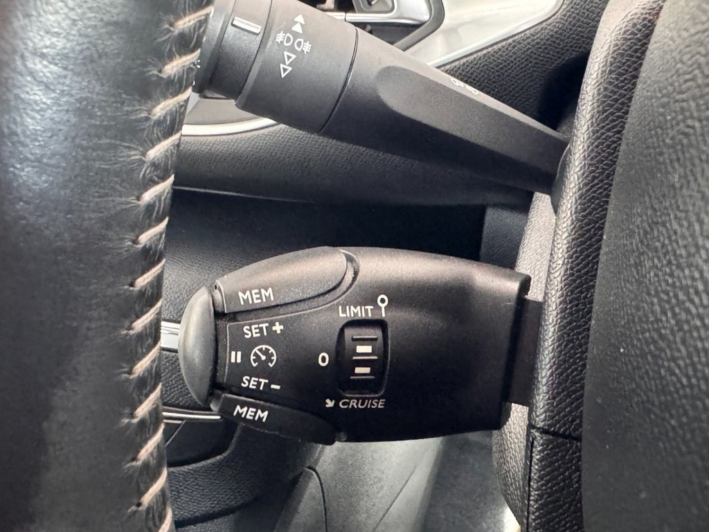 Used Peugeot 308 2014 for sale - 78212792: Photo 37