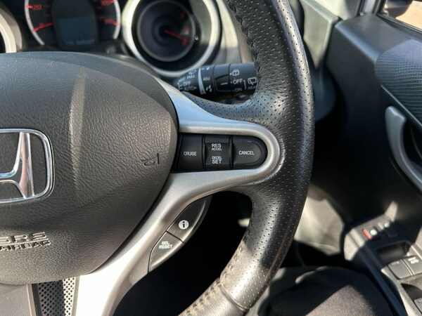 Used Honda Jazz 2009 for sale - 75685240: Photo 37