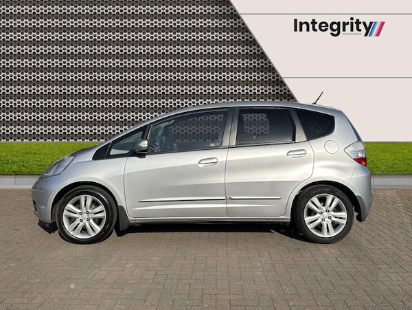 Used Honda Jazz 2009 for sale - 75685240: Photo 6