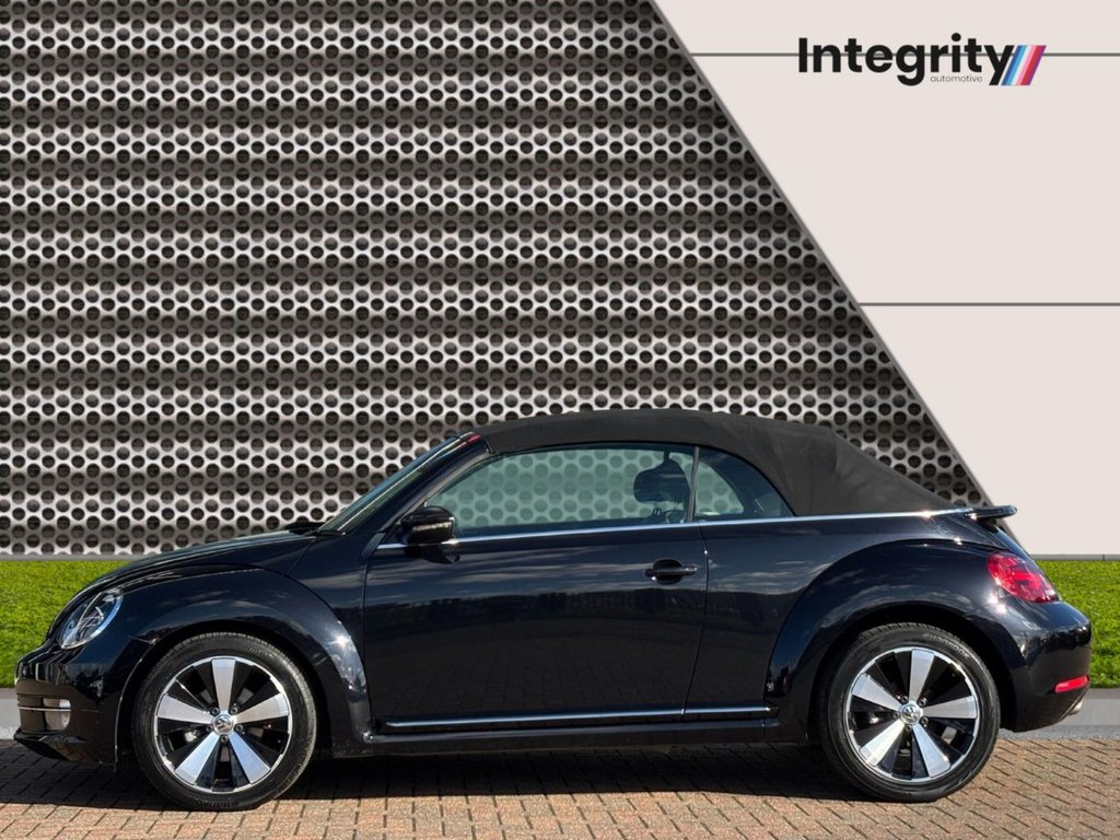 Used Volkswagen Beetle 2015 for sale - 76429678: Photo 11