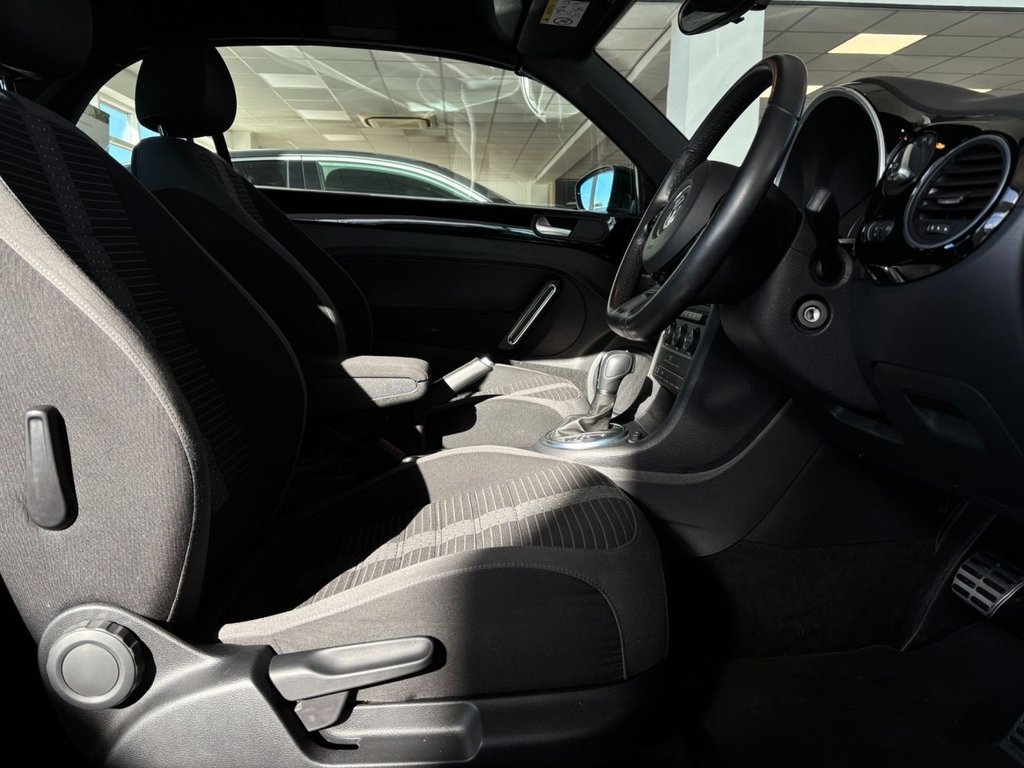 Used Volkswagen Beetle 2015 for sale - 76429678: Photo 21