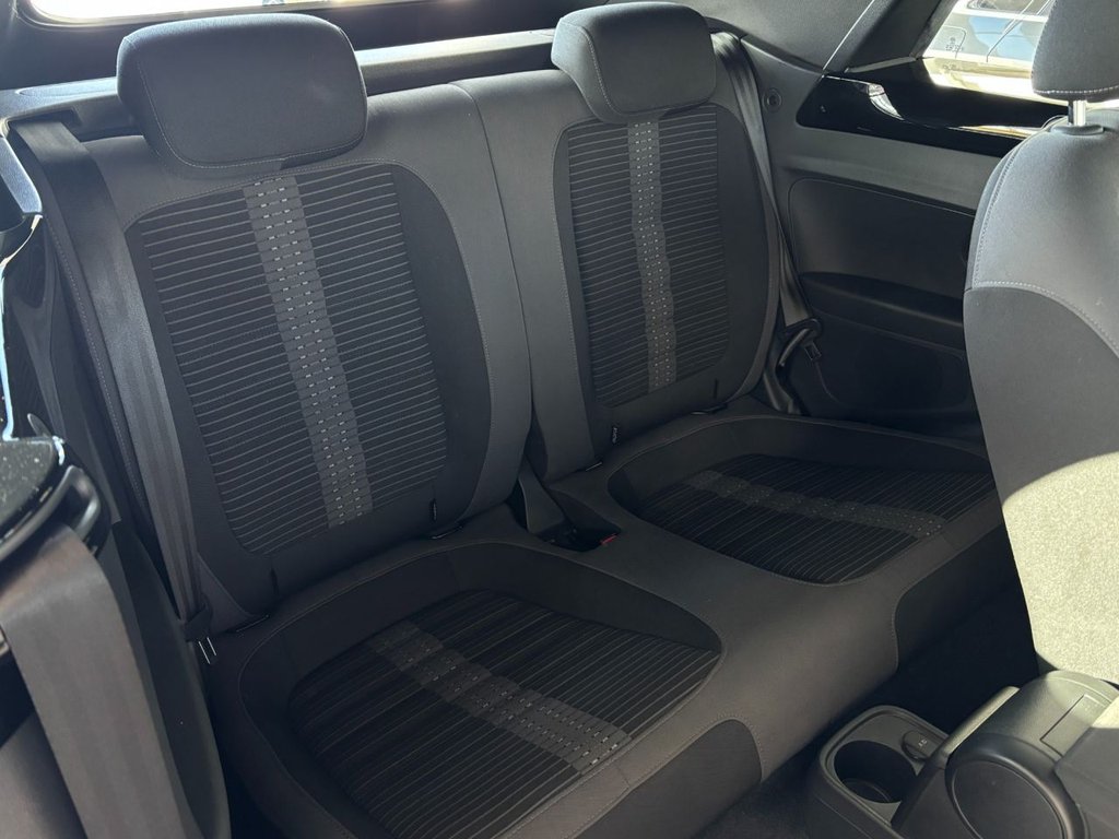 Used Volkswagen Beetle 2015 for sale - 76429678: Photo 24