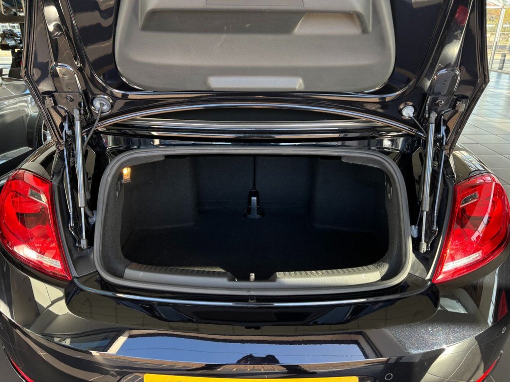 Used Volkswagen Beetle 2015 for sale - 76429678: Photo 32