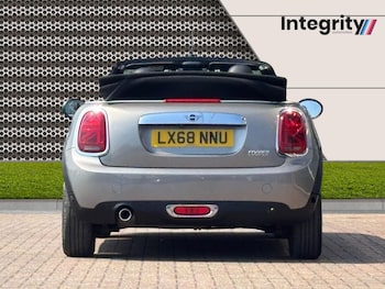 Used MINI Convertible 2018 for sale - 78996721: Photo