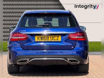 Used Mercedes-Benz C Class 2019 for sale - 78931123: Photo