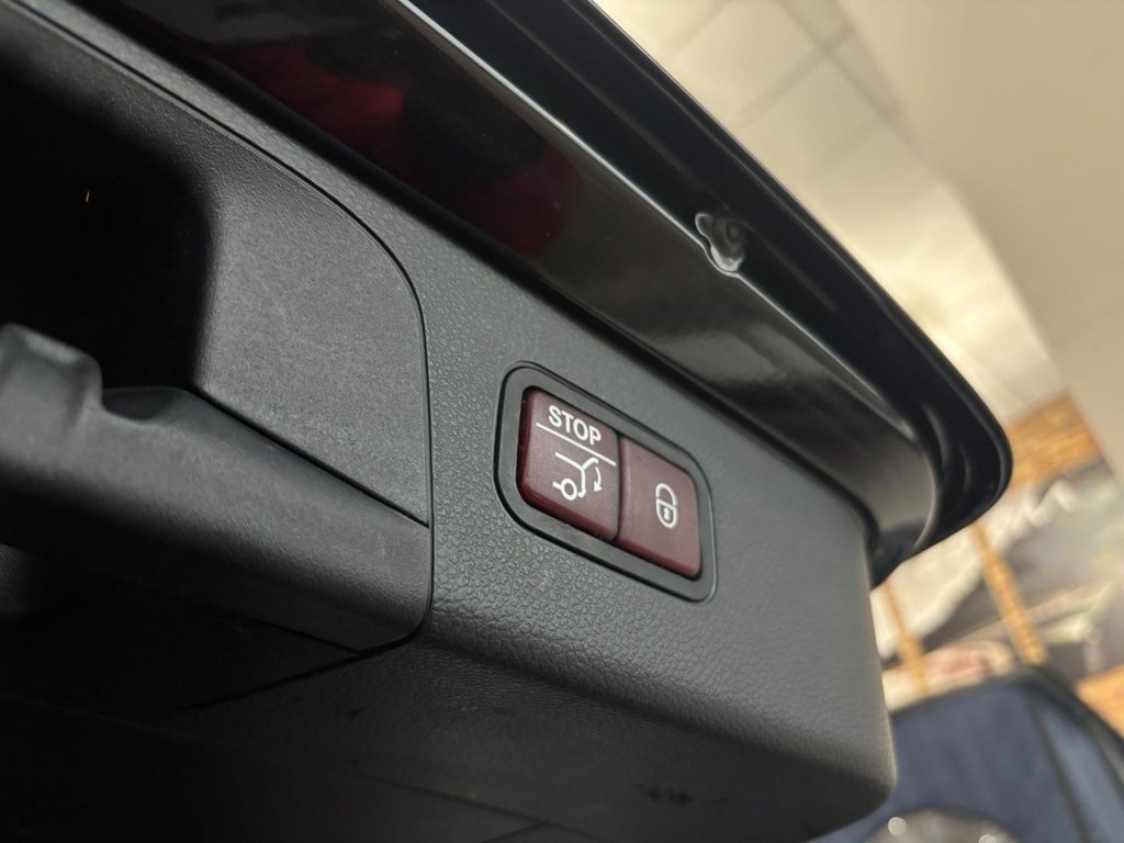 Used Mercedes-Benz GLC 2018 for sale - 77007050: Photo 37