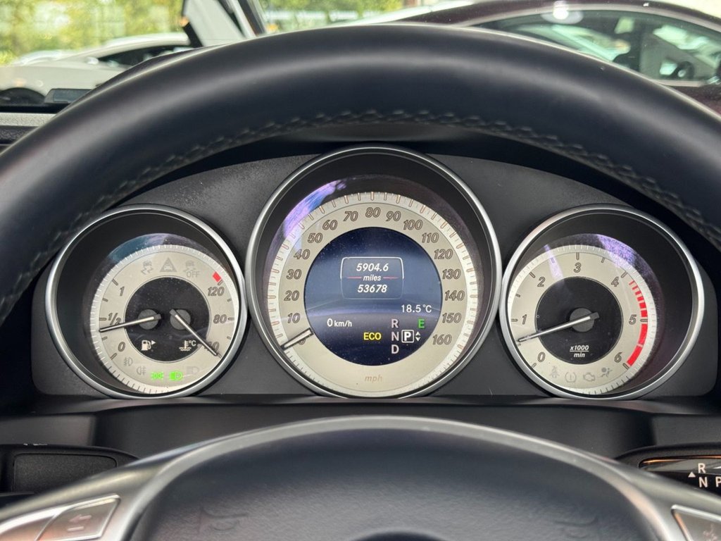 Used Mercedes-Benz E-Class 2013 for sale - 76029624: Photo 49
