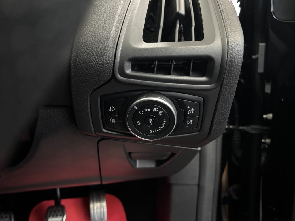 Used Ford Focus 2018 for sale - 77355835: Photo 15