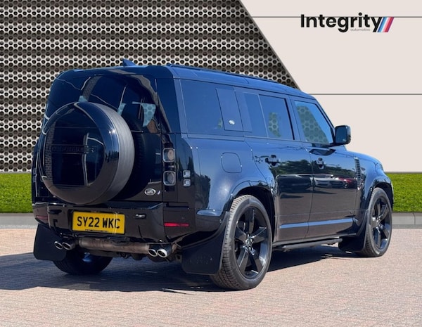 Used Land Rover Defender 2022 for sale - 74639147: Photo 3