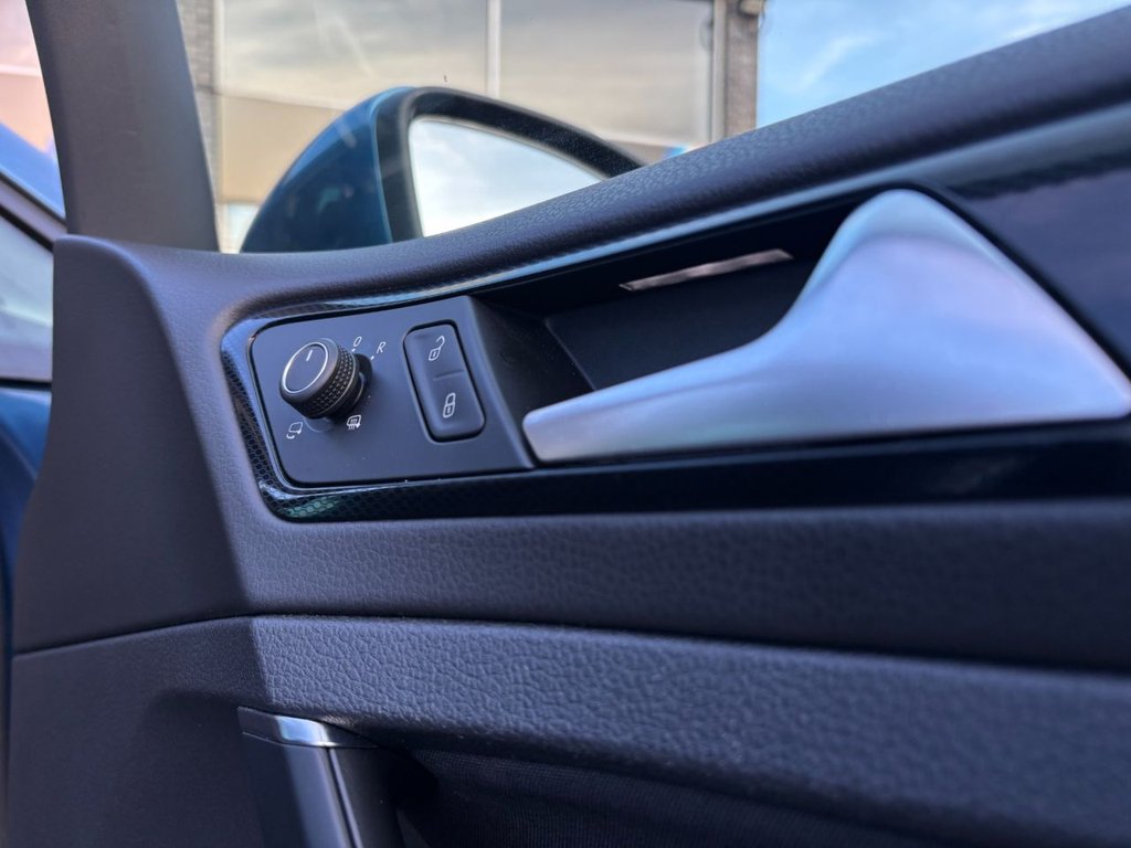 Used Volkswagen Golf 2016 for sale - 76632281: Photo 19