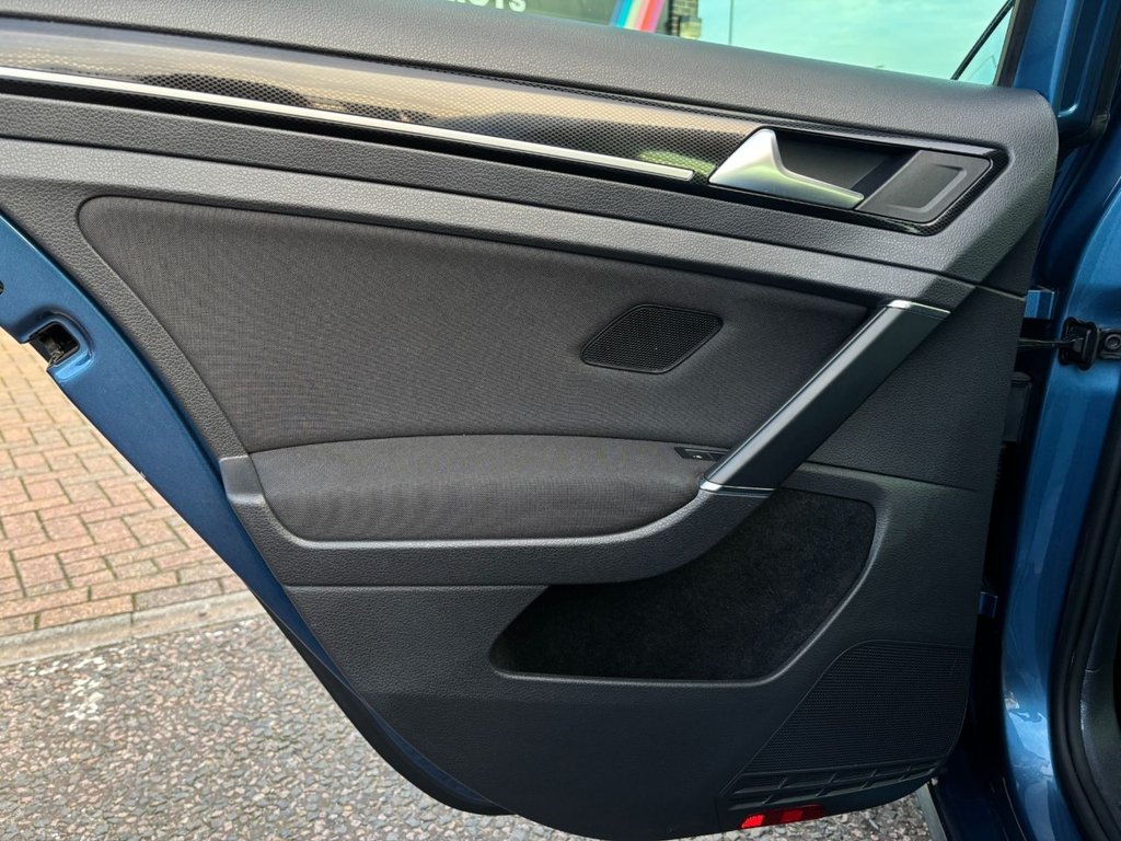 Used Volkswagen Golf 2016 for sale - 76632281: Photo 24