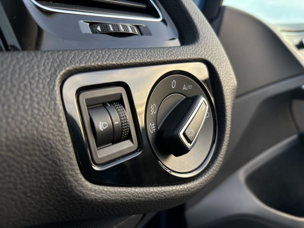 Used Volkswagen Golf 2016 for sale - 76632281: Photo 27