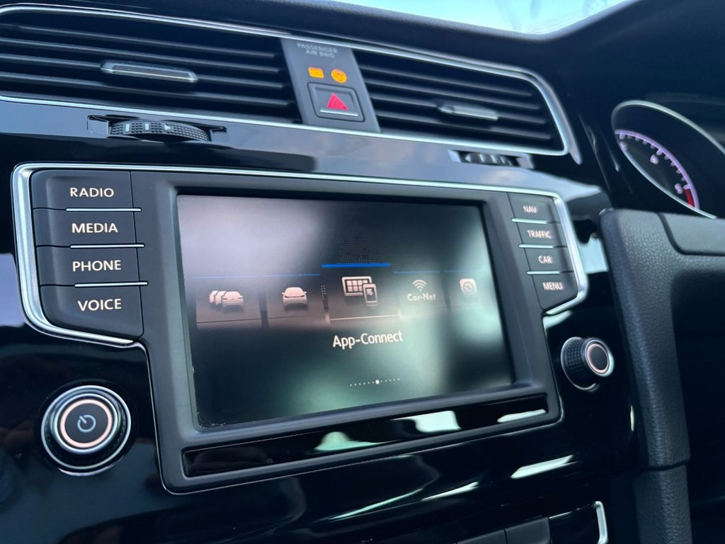 Used Volkswagen Golf 2016 for sale - 76632281: Photo 42