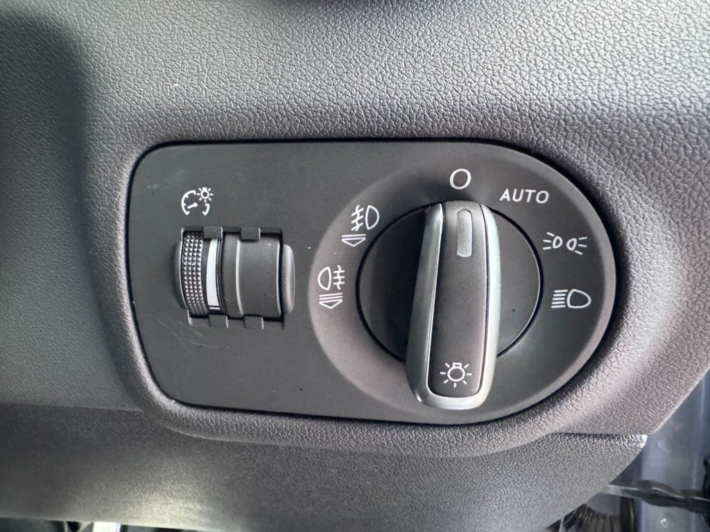 Used Audi A1 2016 for sale - 76900398: Photo 33