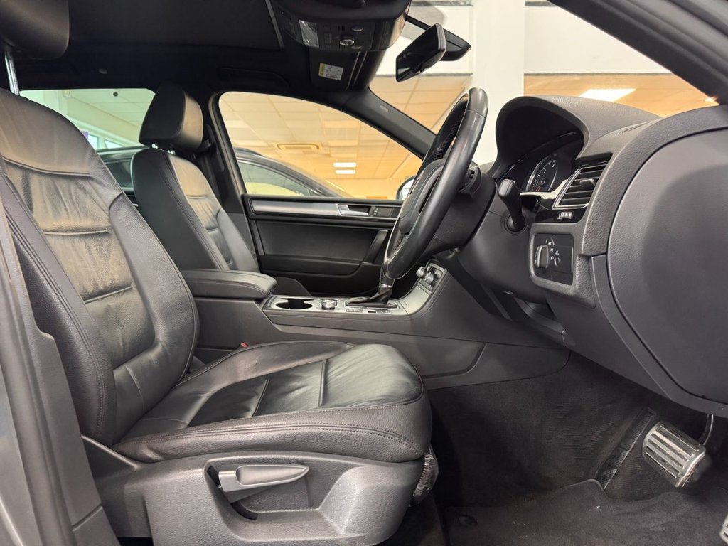 Used Volkswagen Touareg 2015 for sale - 77755216: Photo 12