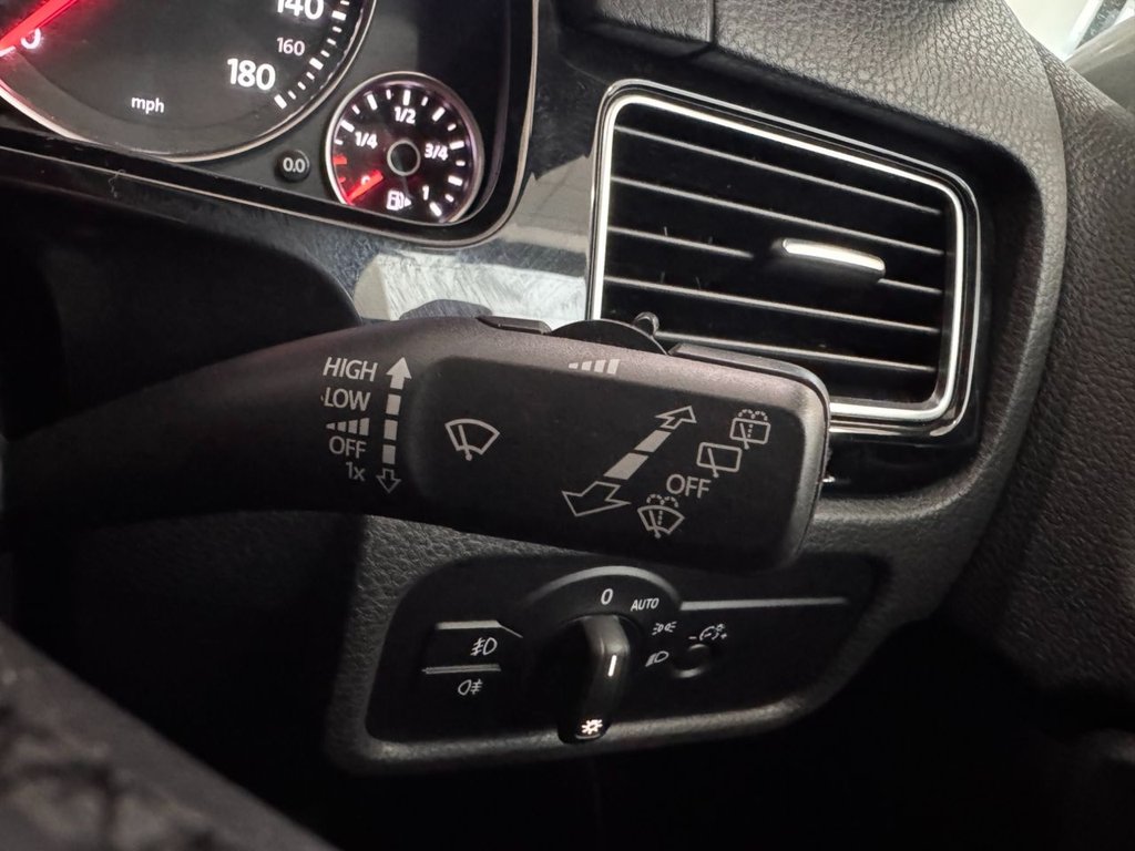 Used Volkswagen Touareg 2015 for sale - 77755216: Photo 39