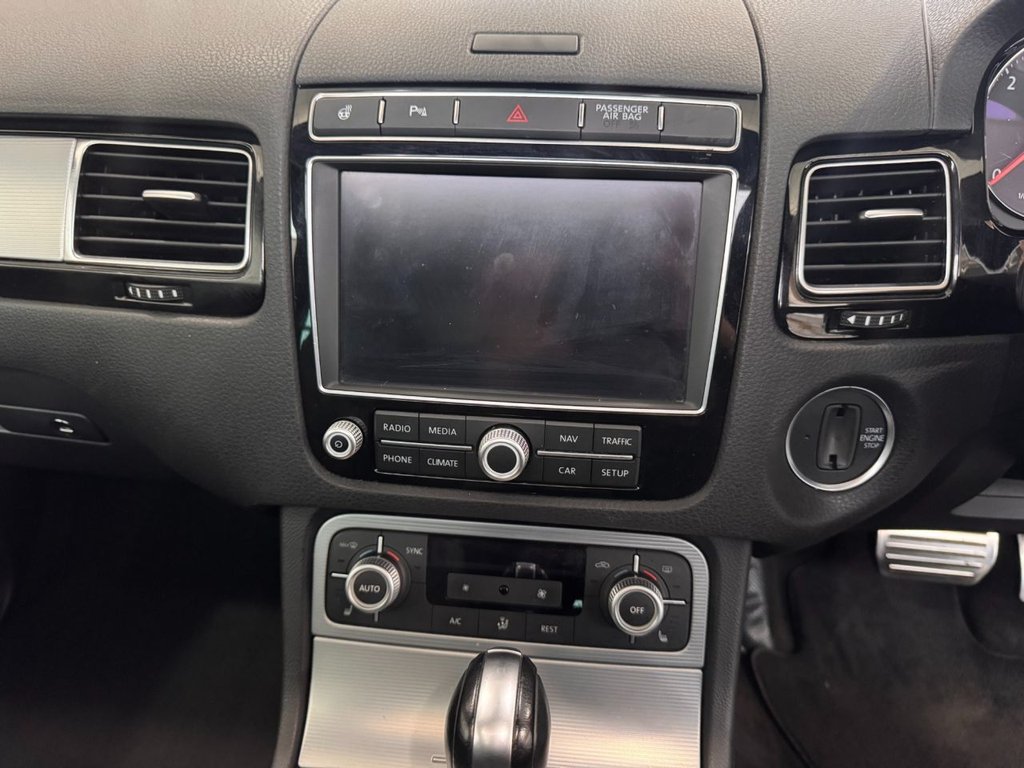 Used Volkswagen Touareg 2015 for sale - 77755216: Photo 41