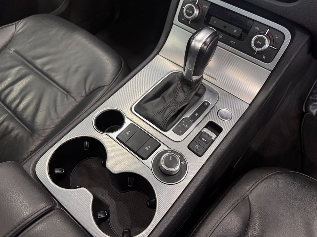 Used Volkswagen Touareg 2015 for sale - 77755216: Photo 42