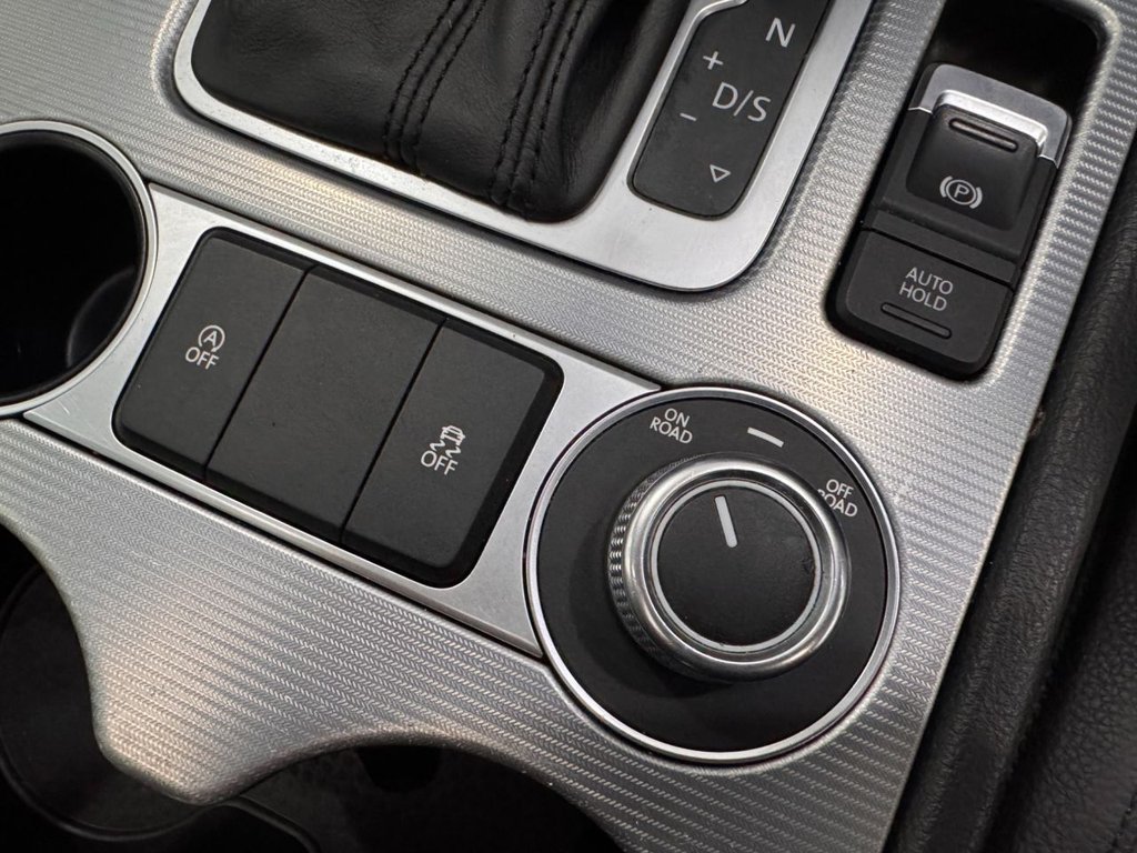 Used Volkswagen Touareg 2015 for sale - 77755216: Photo 45