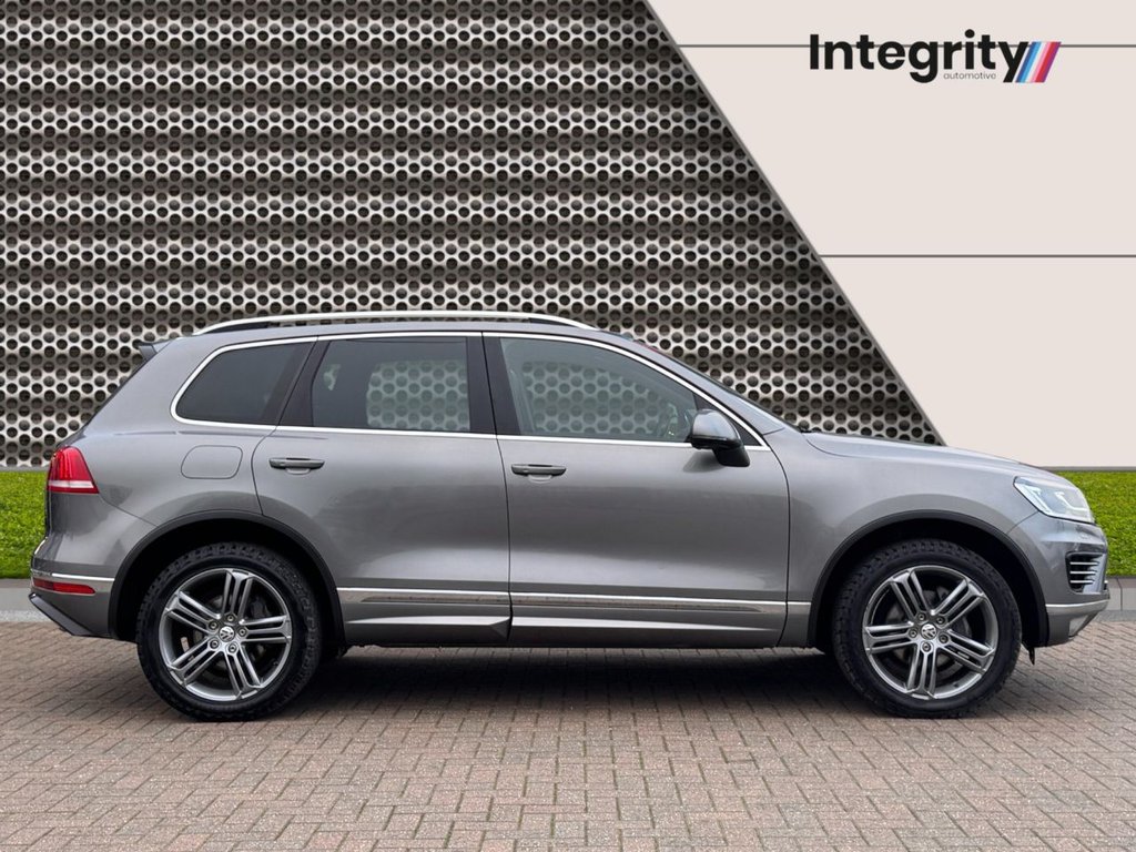 Used Volkswagen Touareg 2015 for sale - 77755216: Photo 6