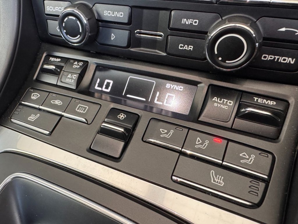 Used Porsche 911 2013 for sale - 76105353: Photo 44