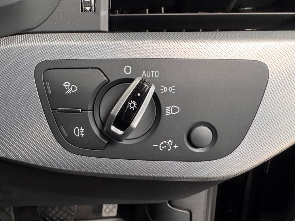 Used Audi A4 2017 for sale - 77904749: Photo 35