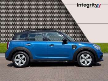 Used MINI Countryman 2017 for sale - 73748522: Photo