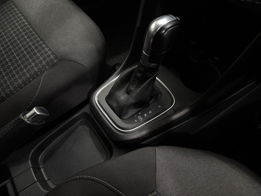 Used Volkswagen Polo 2015 for sale - 77421684: Photo 15