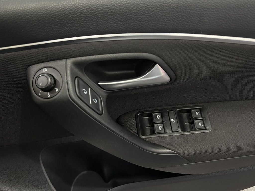 Used Volkswagen Polo 2015 for sale - 77421684: Photo 18