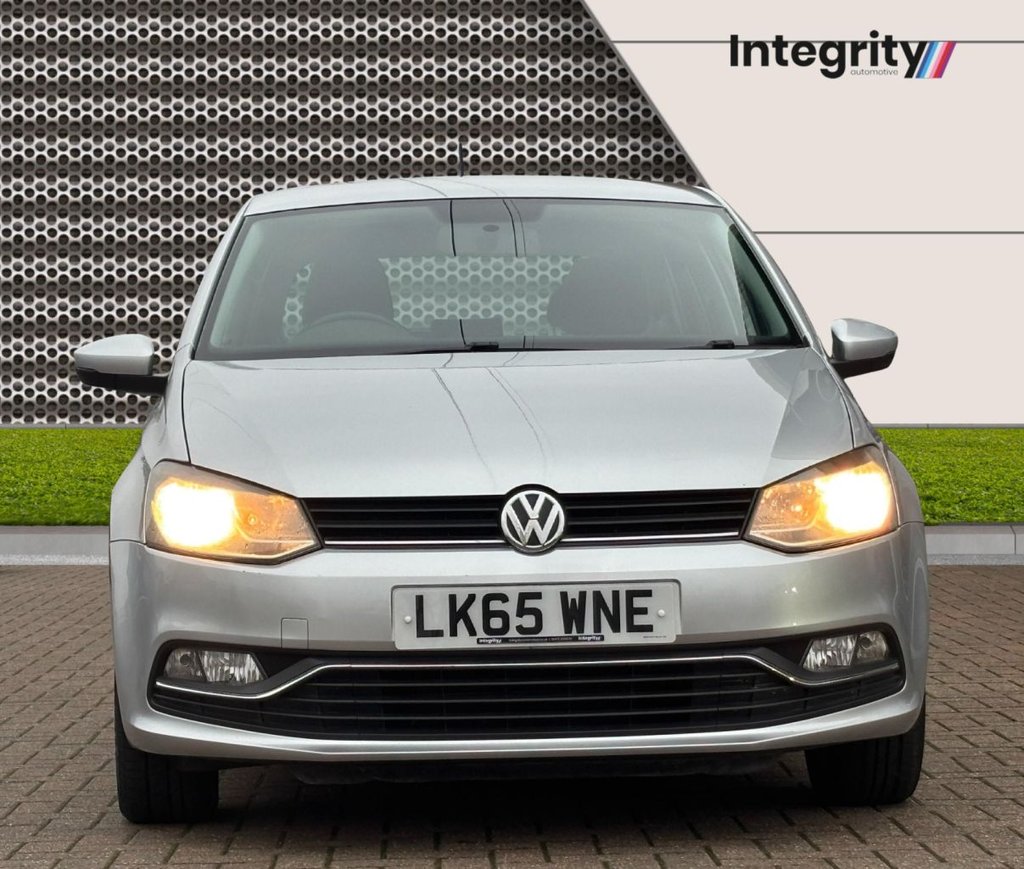 Used Volkswagen Polo 2015 for sale - 77421684: Photo 2