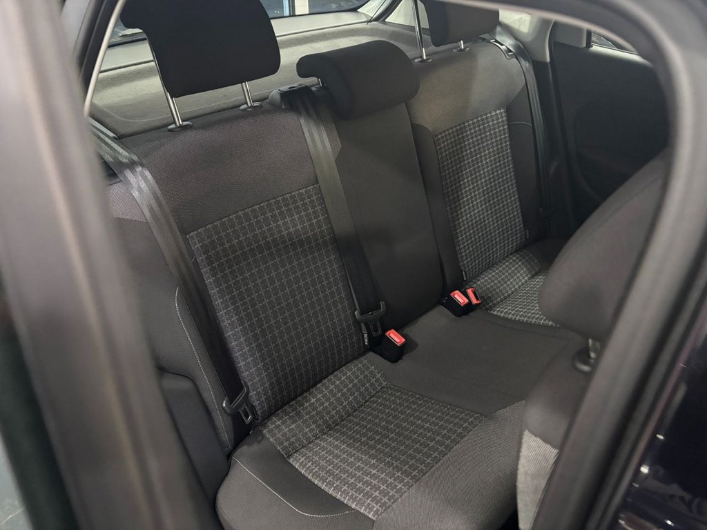 Used Volkswagen Polo 2015 for sale - 77421684: Photo 25