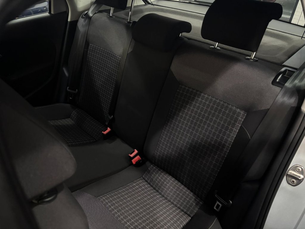 Used Volkswagen Polo 2015 for sale - 77421684: Photo 36