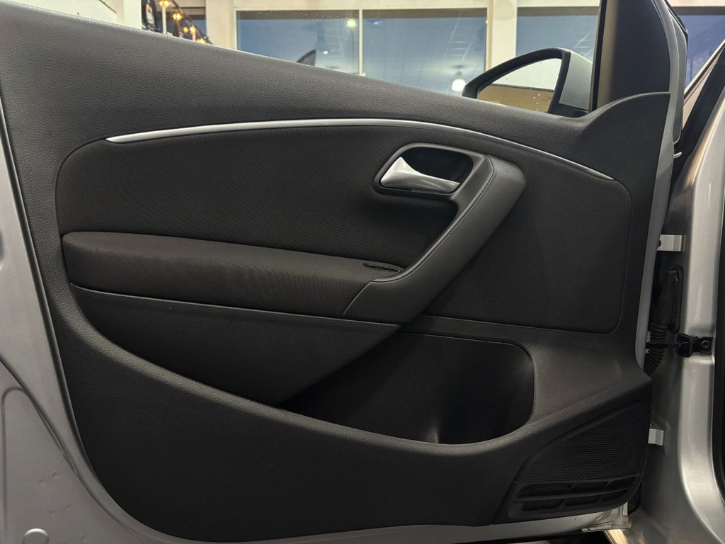 Used Volkswagen Polo 2015 for sale - 77421684: Photo 44