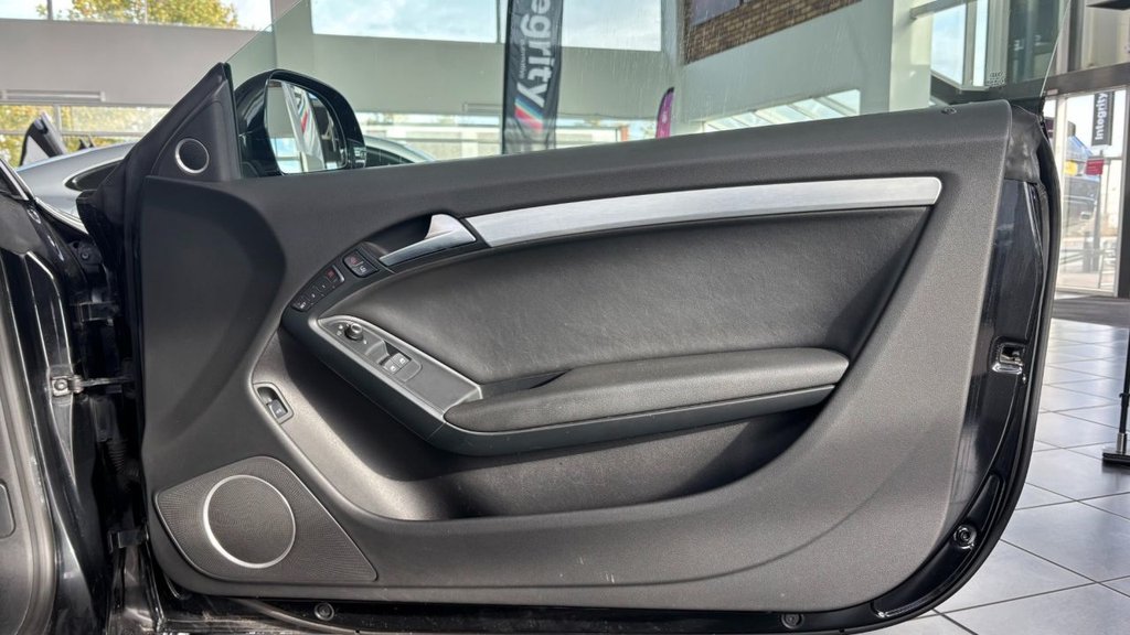 Used Audi A5 2009 for sale - 76751383: Photo 14