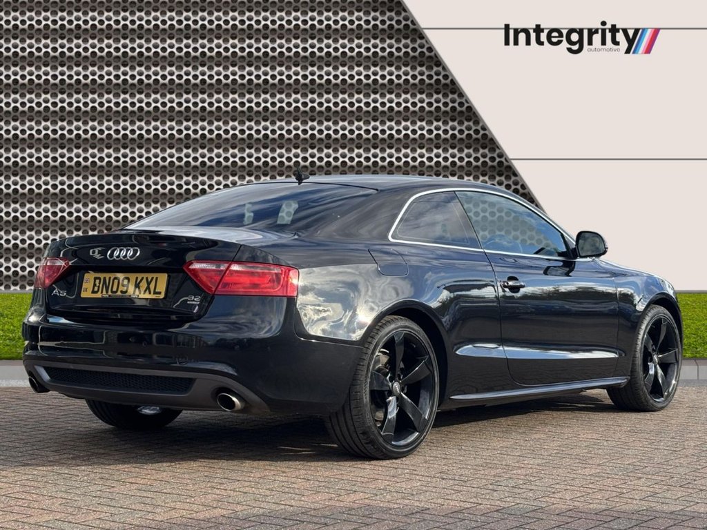 Used Audi A5 2009 for sale - 76751383: Photo 3