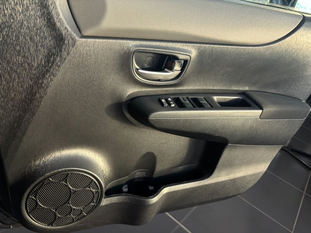 Used Toyota Yaris 2014 for sale - 77133453: Photo 23