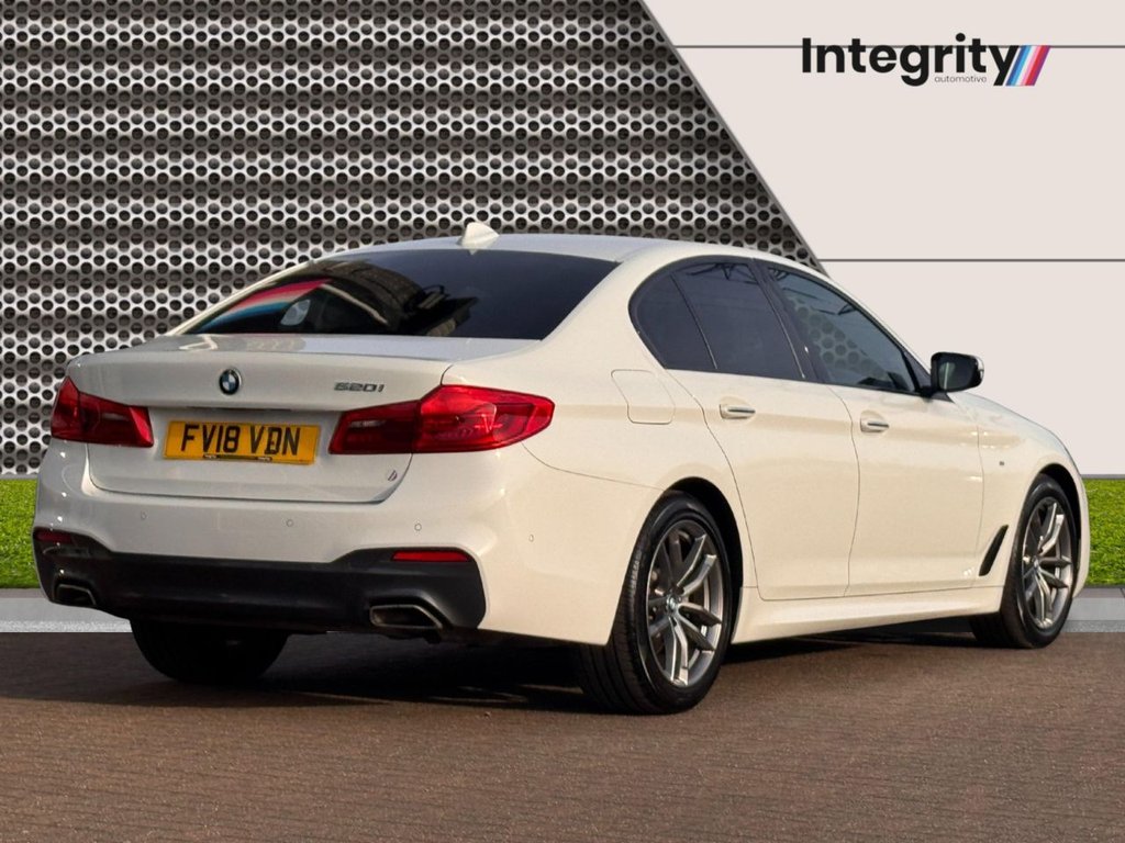 Used BMW 5 Series 2018 for sale - 77991130: Photo 3