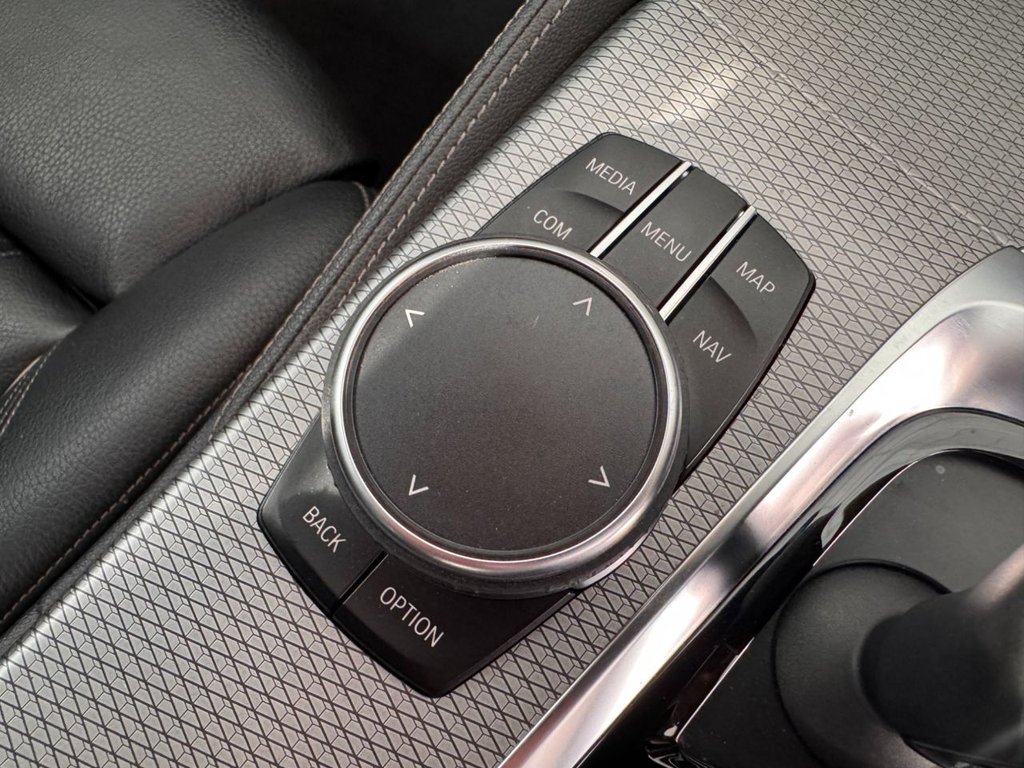 Used BMW 5 Series 2018 for sale - 77991130: Photo 42