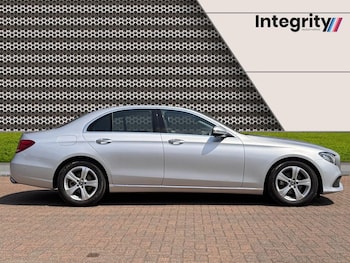 Used Mercedes-Benz E Class 2018 for sale - 79322930: Photo