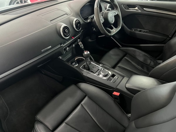 Used Audi RS3 2017 for sale - 73436160: Photo 32