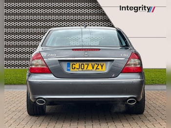 Used Mercedes-Benz E Class 2007 for sale - 77734245: Photo