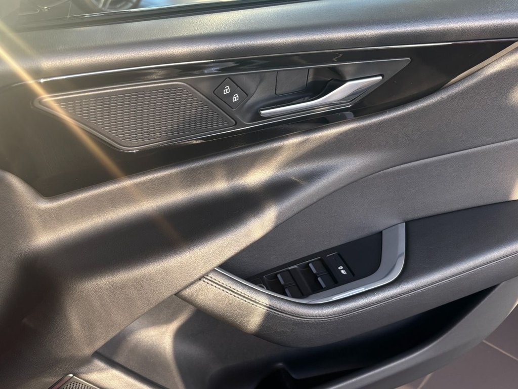 Used Jaguar XE 2021 for sale - 77437043: Photo 22