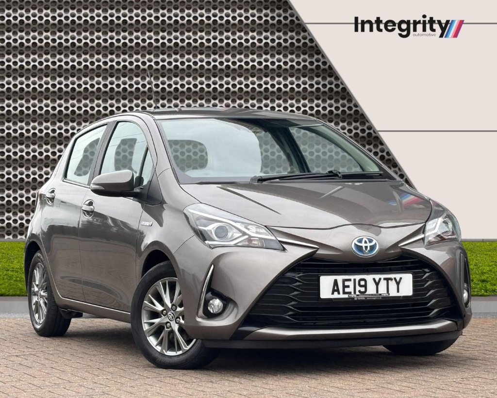 Used Toyota Yaris 2019 for sale - 77632053: Photo 1