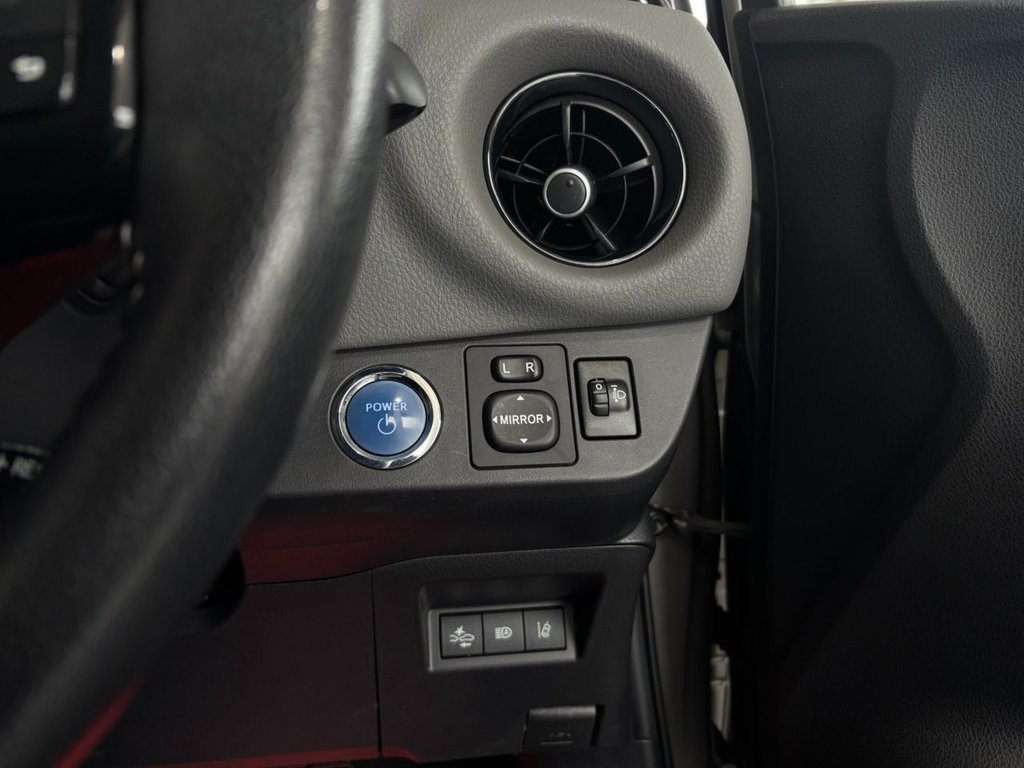 Used Toyota Yaris 2019 for sale - 77632053: Photo 15