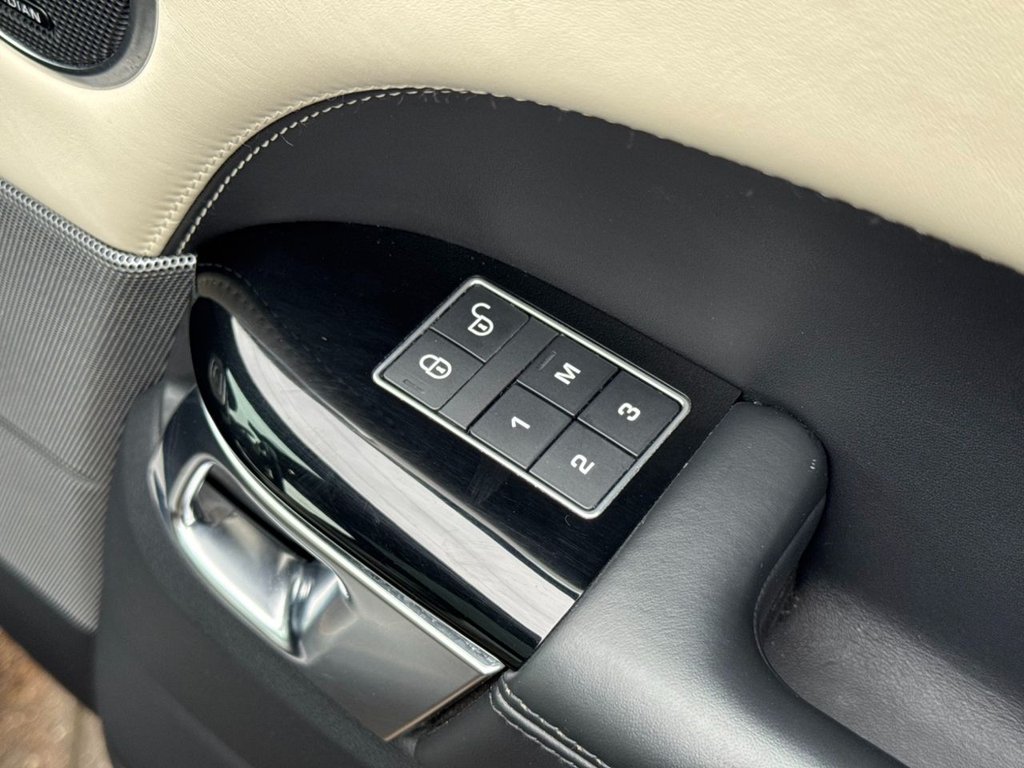 Used Land Rover Range Rover Sport 2018 for sale - 76185218: Photo 37